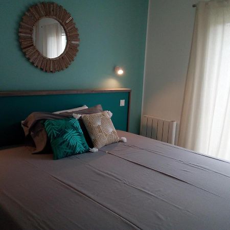Les Palmiers - Vacation Home Saint-Xandre Ngoại thất bức ảnh