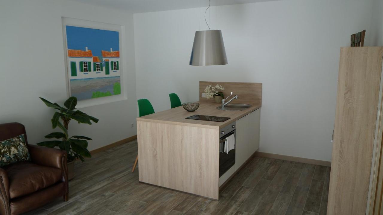 Les Palmiers - Vacation Home Saint-Xandre Ngoại thất bức ảnh
