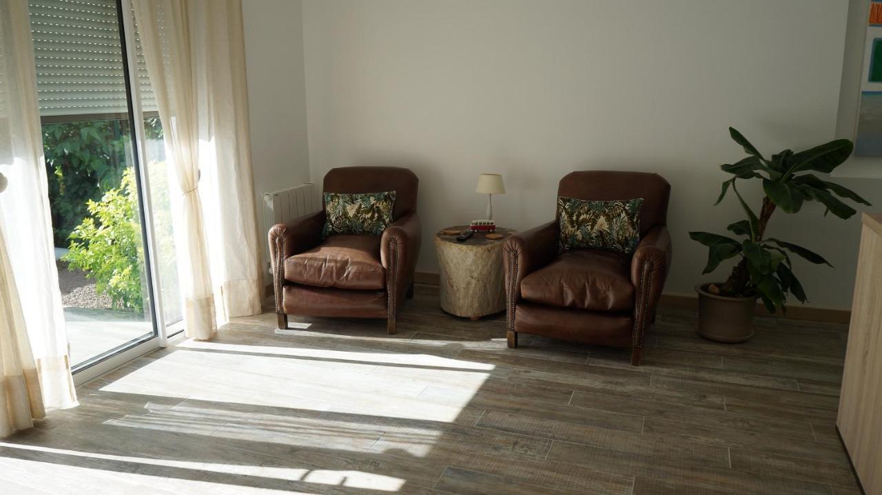 Les Palmiers - Vacation Home Saint-Xandre Ngoại thất bức ảnh