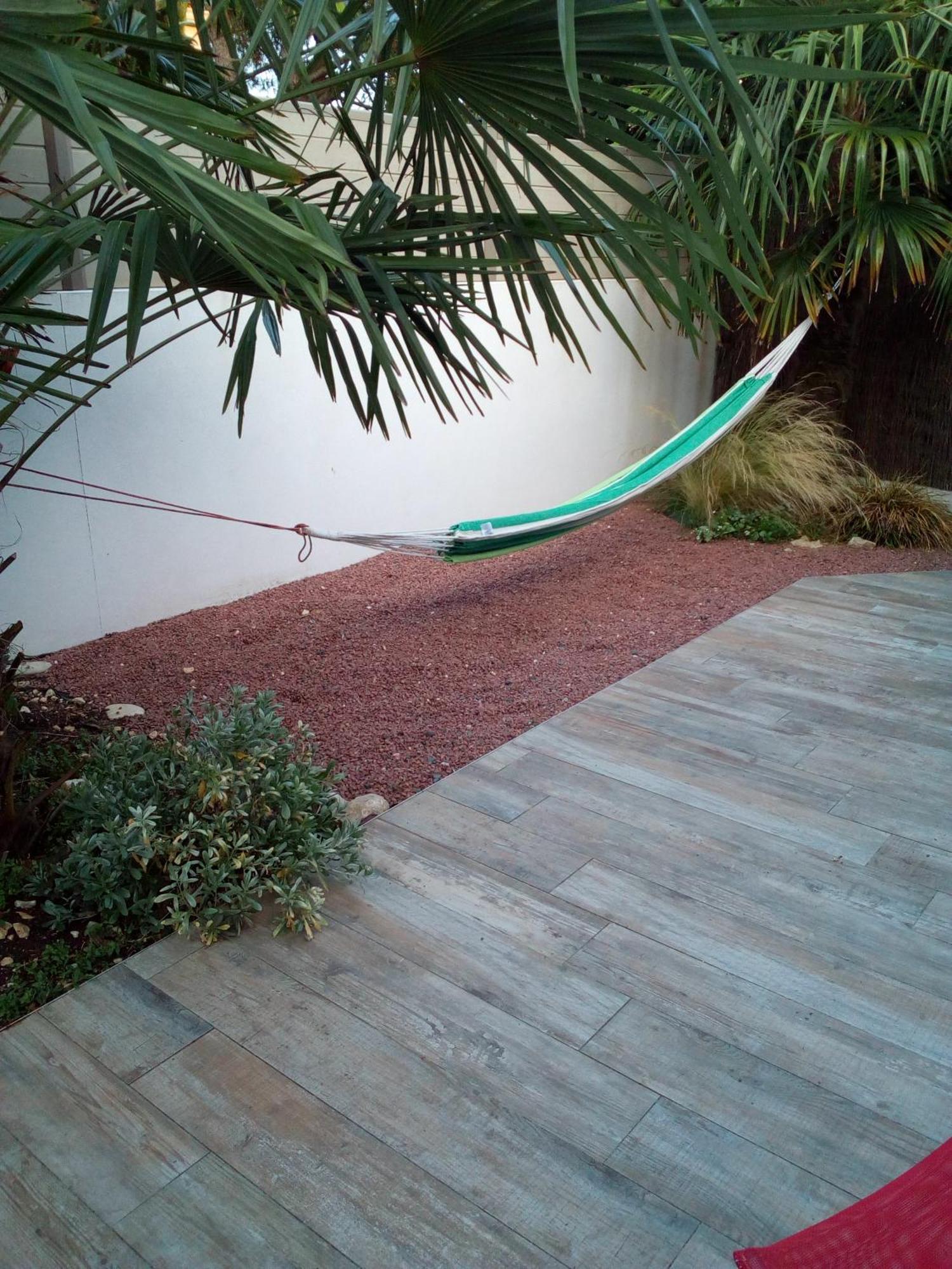 Les Palmiers - Vacation Home Saint-Xandre Ngoại thất bức ảnh